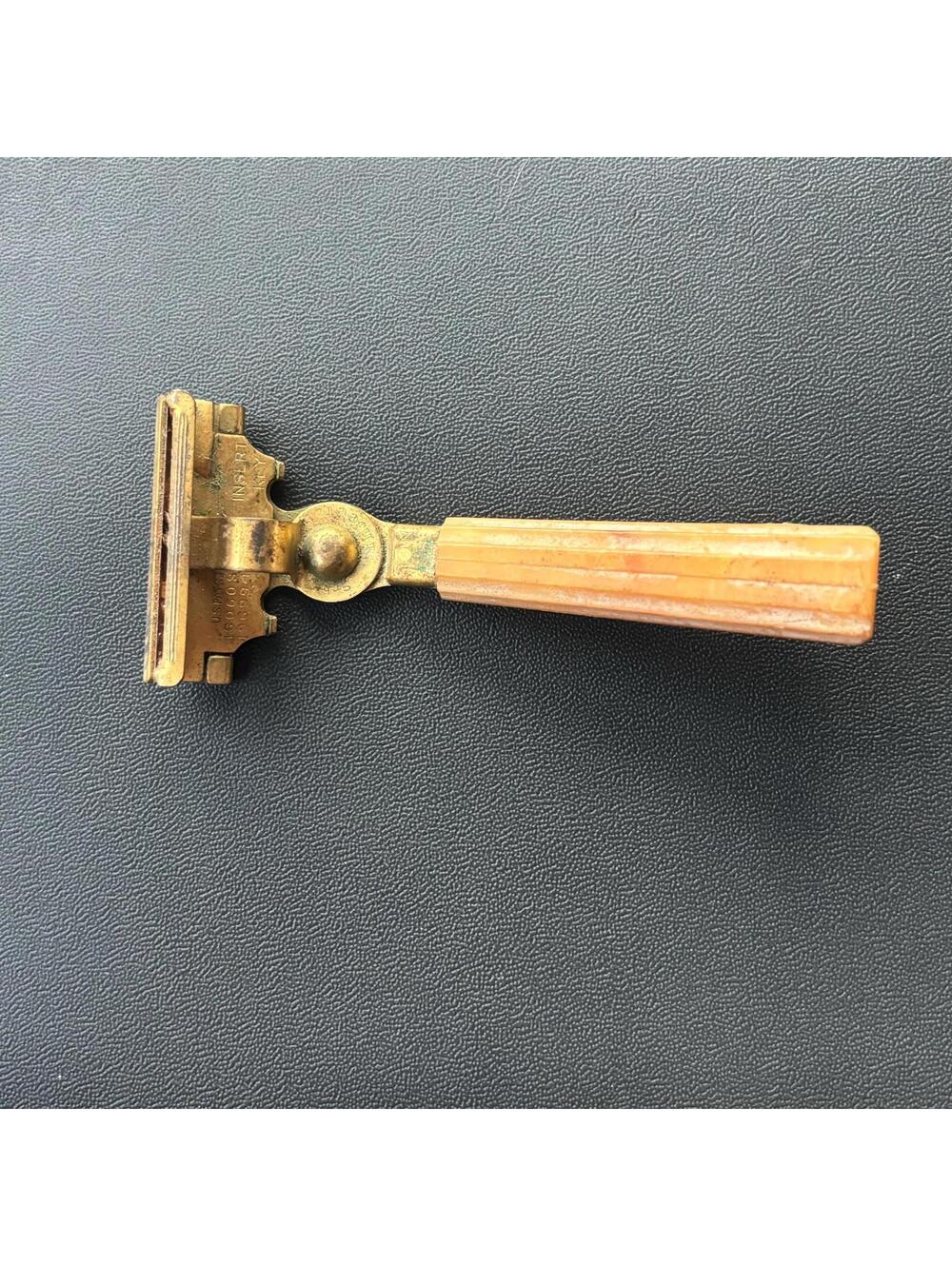 Shick Insector Single Blade Razor - Picture 2 of 7